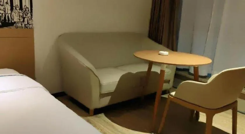 Bed in City Comfort Inn Haikou Zhongjie Road Walking Street