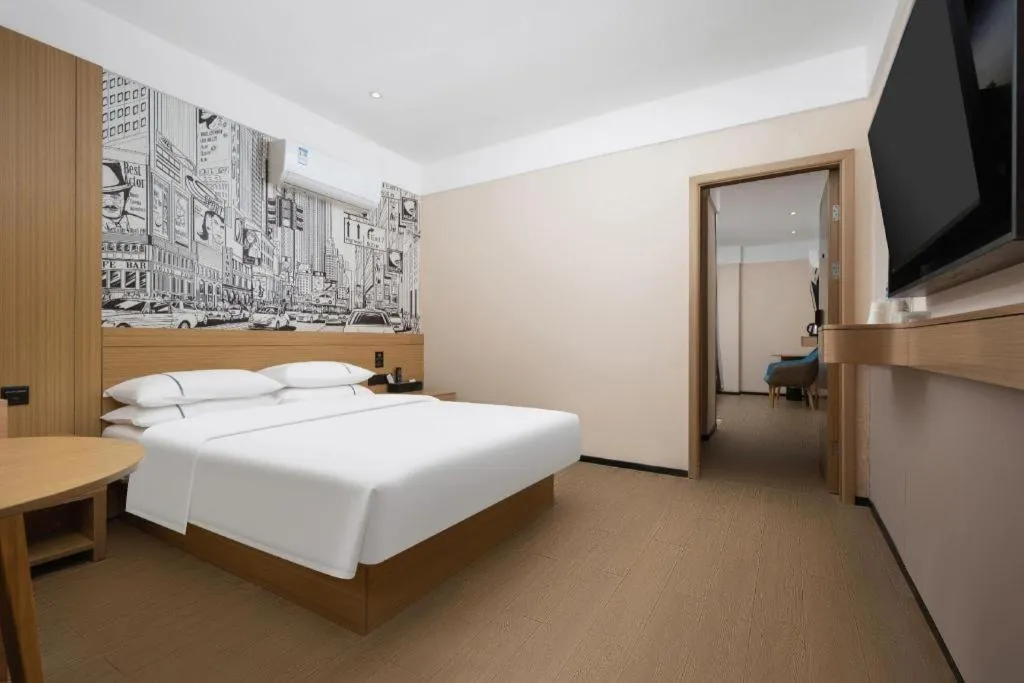 Bed in City Comfort Inn Wuhan Huanghe Tower Shouyi Metro Station