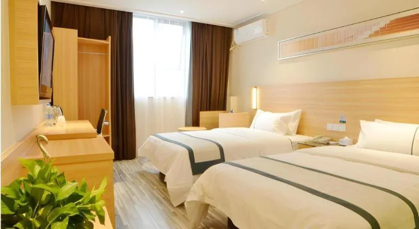 Bed in City Comfort Inn Wuhan Huanghe Tower Shouyi Metro Station