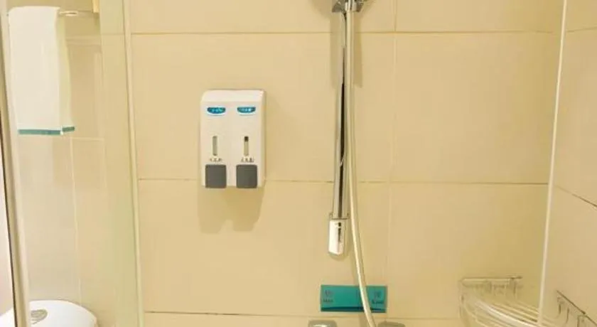 City Comfort Inn Wuhan Huanghe Tower Shouyi Metro Station