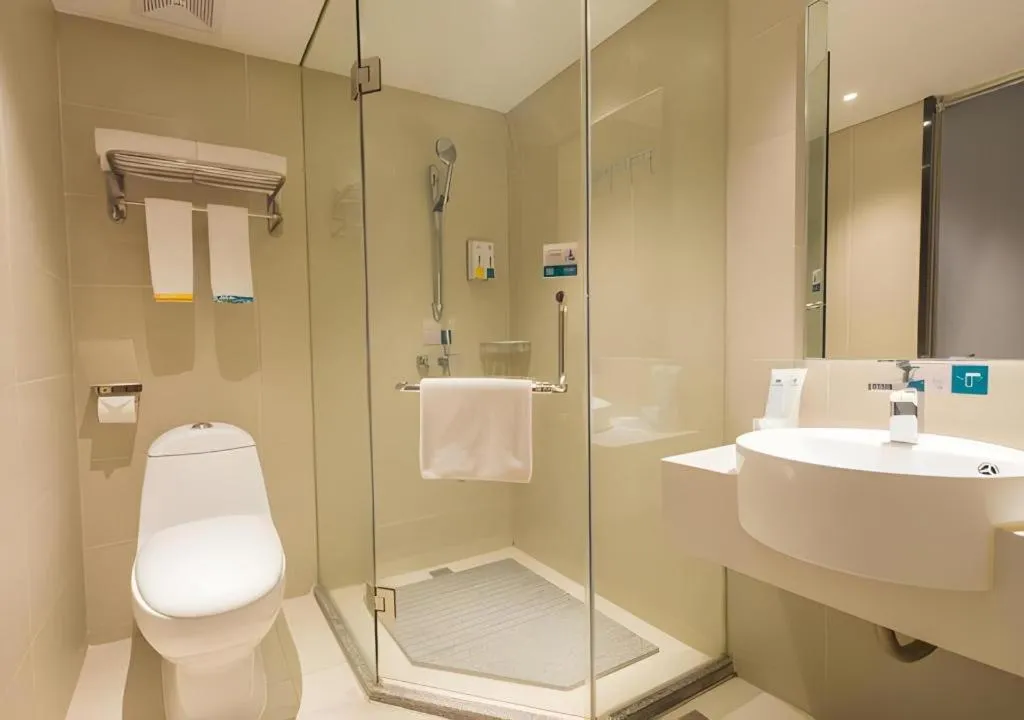 City Comfort Inn Wuhan Huanghe Tower Shouyi Metro Station