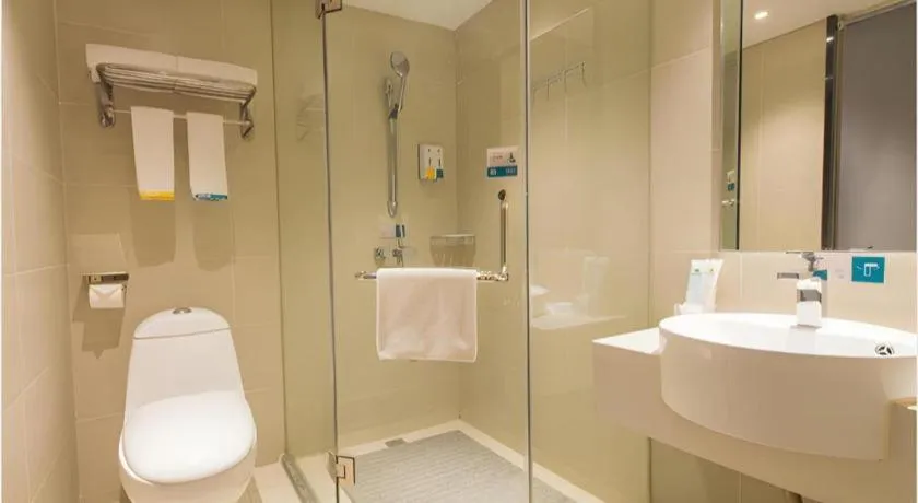 City Comfort Inn Wuhan Huanghe Tower Shouyi Metro Station