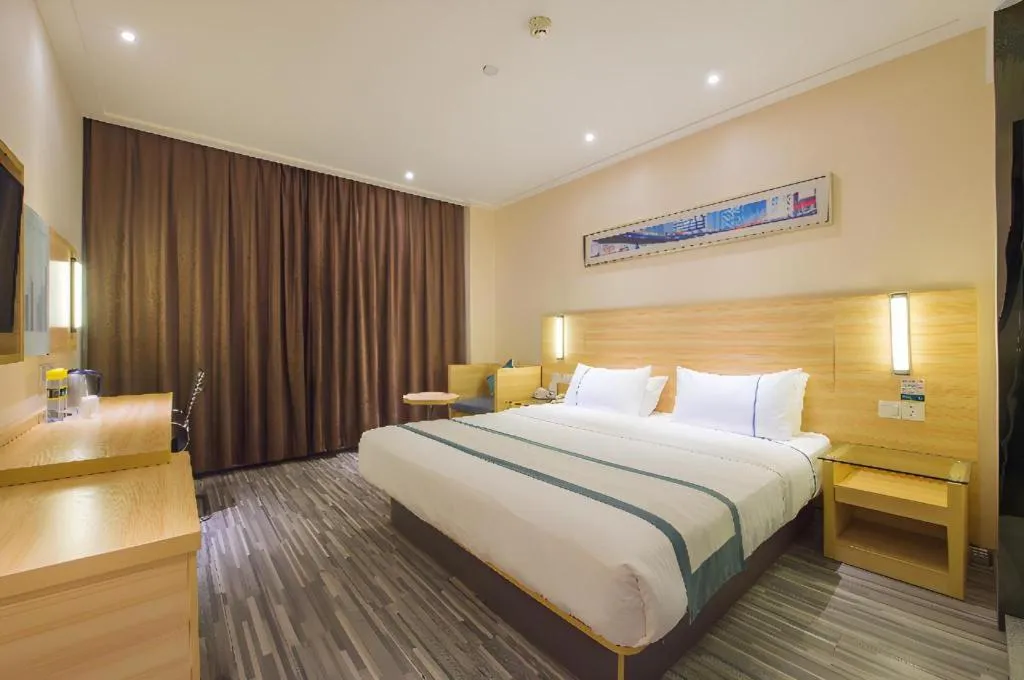 Bed in City Comfort Inn Wuhan Huanghe Tower Shouyi Metro Station