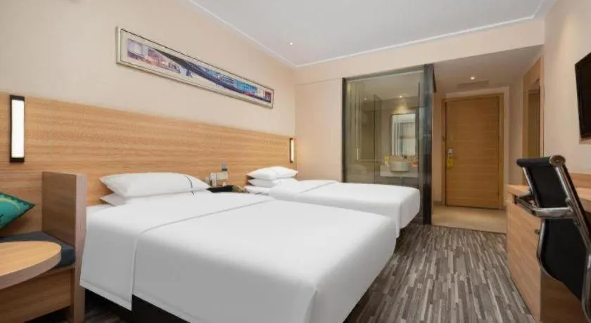 Bed in City Comfort Inn Wuhan Huanghe Tower Shouyi Metro Station
