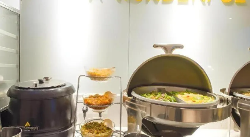 City Comfort Inn Wuhan Huanghe Tower Shouyi Metro Station