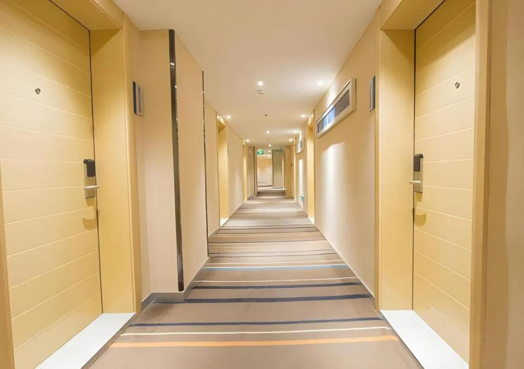 City Comfort Inn Wuhan Huanghe Tower Shouyi Metro Station