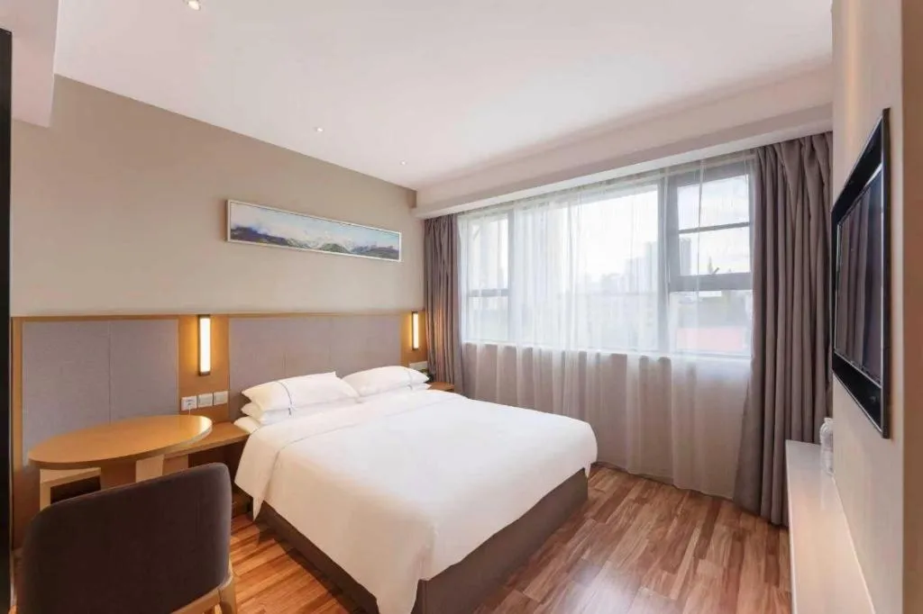 Bed in City Comfort Inn Wuhan Central China Normal University Dahuquan Metro Station