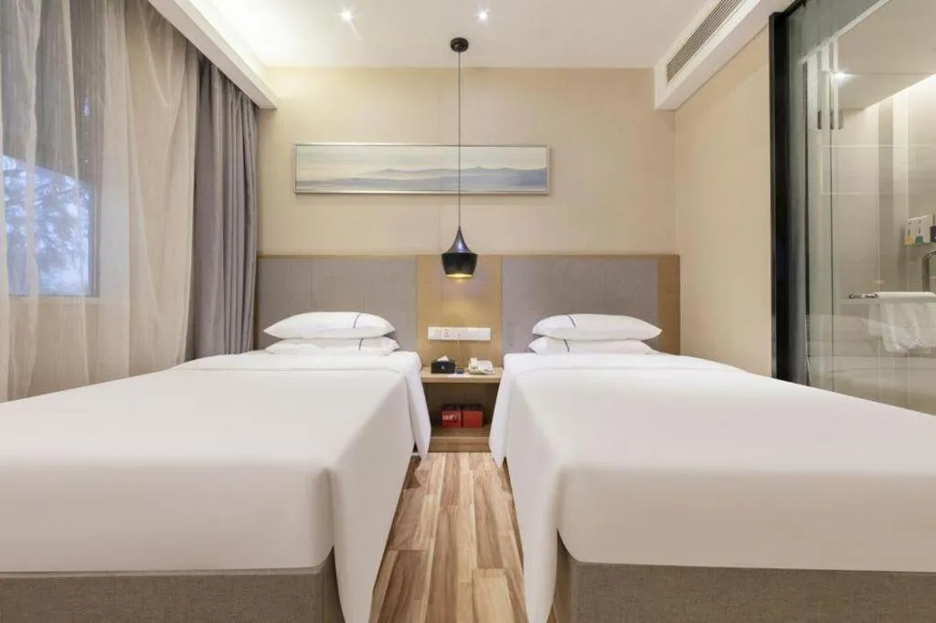 Bed in City Comfort Inn Wuhan Central China Normal University Dahuquan Metro Station
