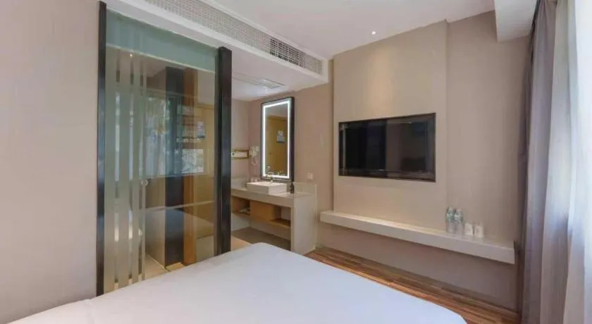 Bed in City Comfort Inn Wuhan Central China Normal University Dahuquan Metro Station