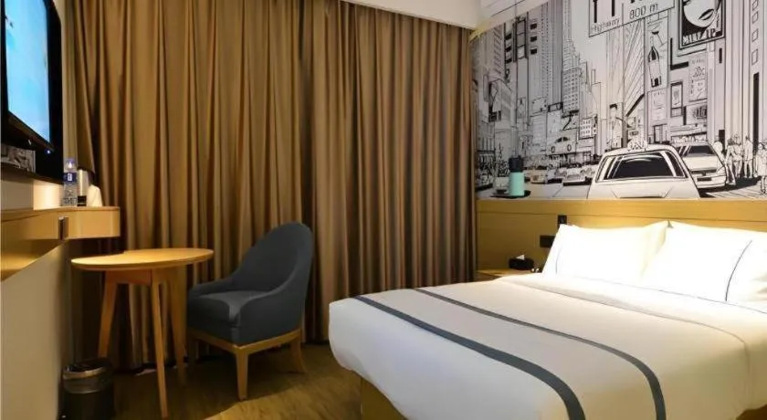 Bed in City Comfort Inn Wuhan Optics Valley OuYada Yangjiawan Metro Station