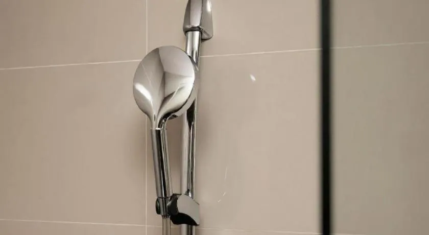 City Comfort Inn Wuhan Optics Valley OuYada Yangjiawan Metro Station