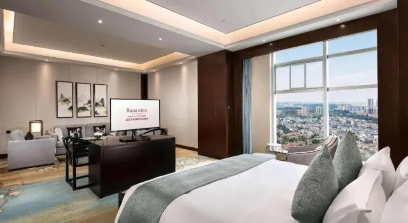 Bed in Ramada by Wyndham Wuhan Dongxihu Bed in Ramada by Wyndham Wuhan Dongxihu