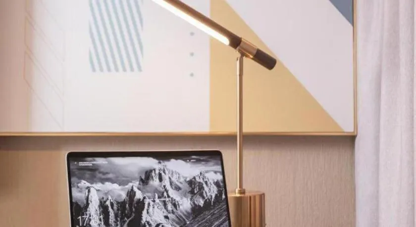 ZMAX Hotels Shenzhen Lianhuacun Metro Station