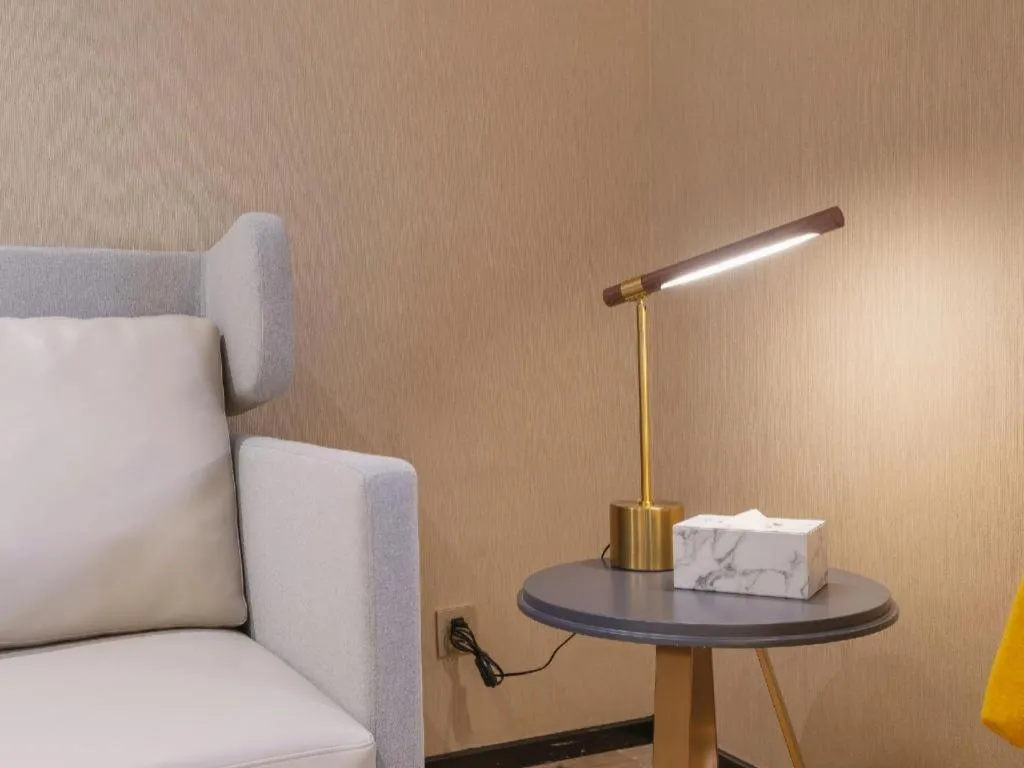 ZMAX Hotels Shenzhen Lianhuacun Metro Station