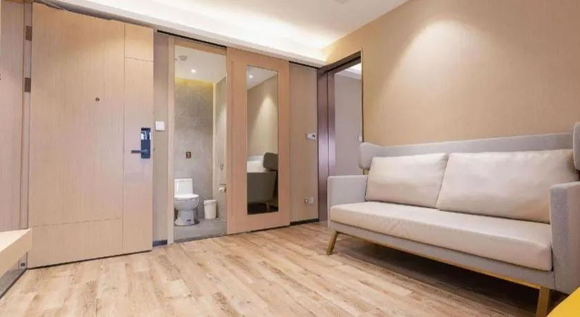 ZMAX Hotels Shenzhen Lianhuacun Metro Station