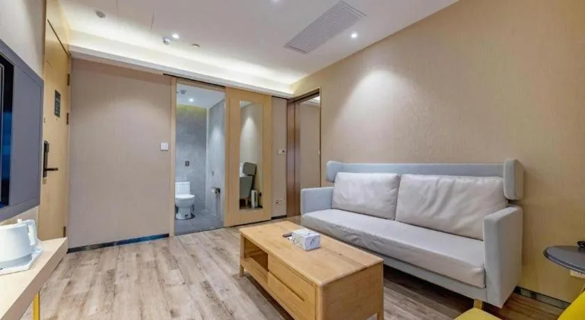 ZMAX Hotels Shenzhen Lianhuacun Metro Station