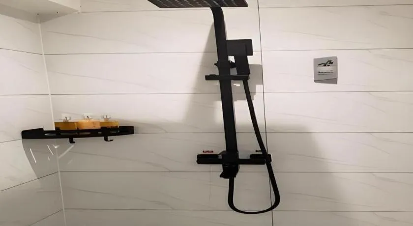 Borrman Hotel Dongguan Houjie Wanda Plaza Liaoxia Metro Station