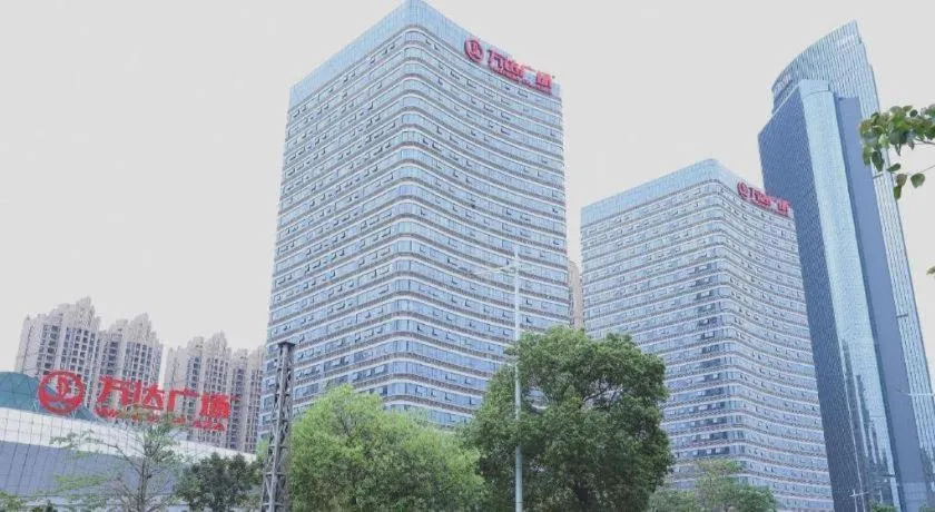 Borrman Hotel Dongguan Houjie Wanda Plaza Liaoxia Metro Station