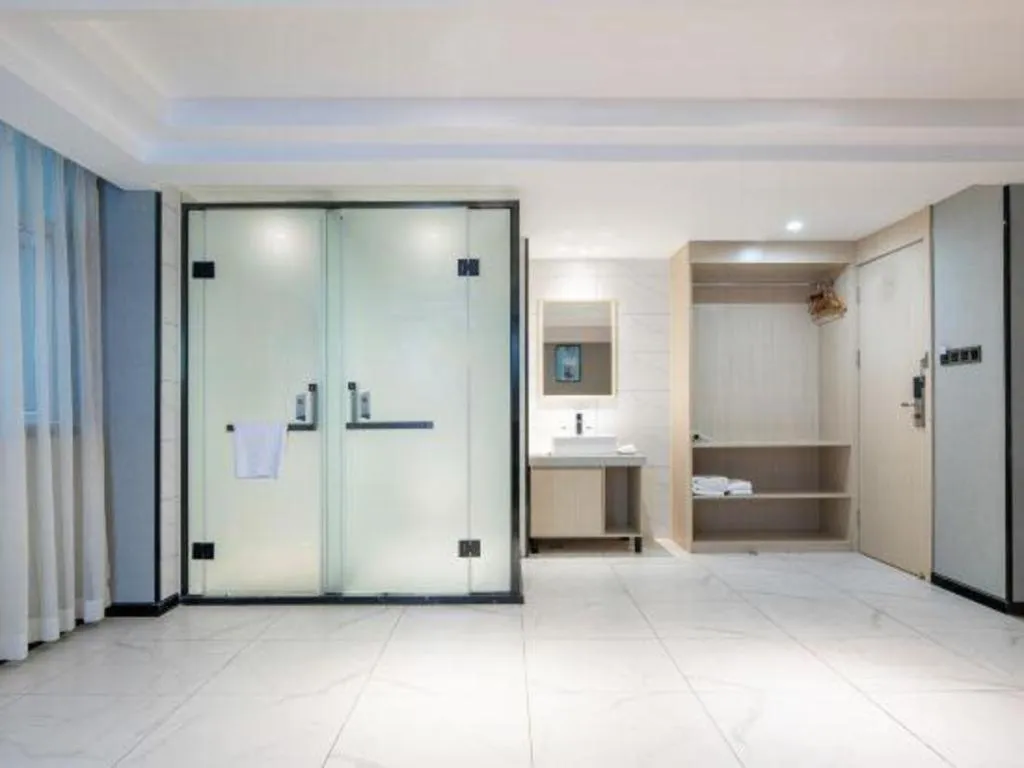 Borrman Hotel Dongguan Houjie Wanda Plaza Liaoxia Metro Station