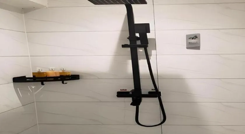 Borrman Hotel Dongguan Houjie Wanda Plaza Liaoxia Metro Station