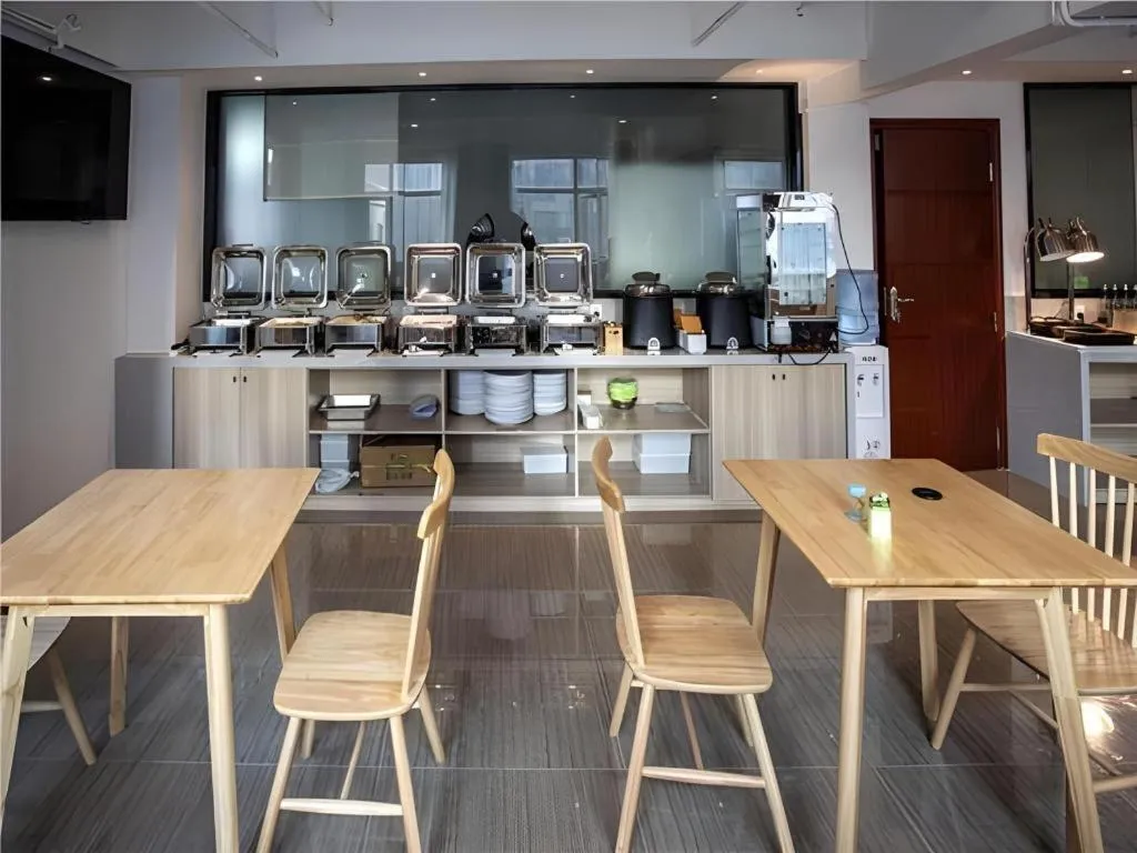 Borrman Hotel Dongguan Houjie Wanda Plaza Liaoxia Metro Station