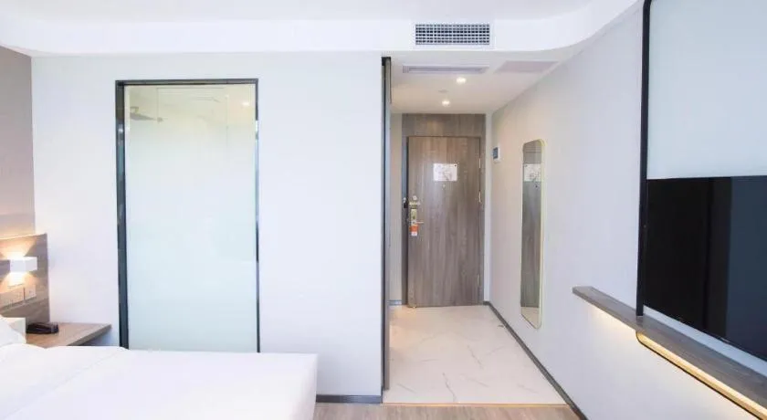 Bed in 7 Days Premium Hotel Chongqing Jiangbei International Airport Terminal 3