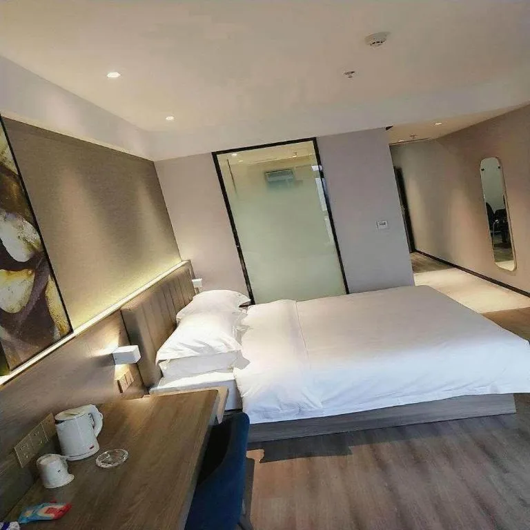 Bed in 7 Days Premium Hotel Chongqing Jiangbei International Airport Terminal 3