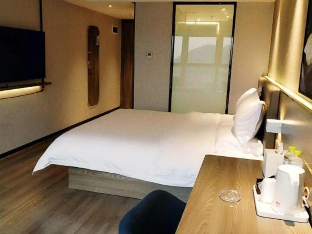 Bed in 7 Days Premium Hotel Chongqing Jiangbei International Airport Terminal 3