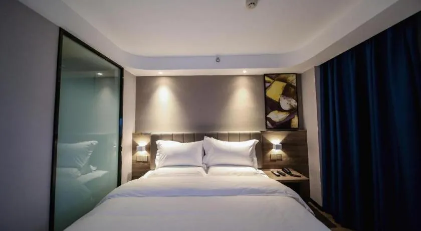 Bed in 7 Days Premium Hotel Chongqing Jiangbei International Airport Terminal 3