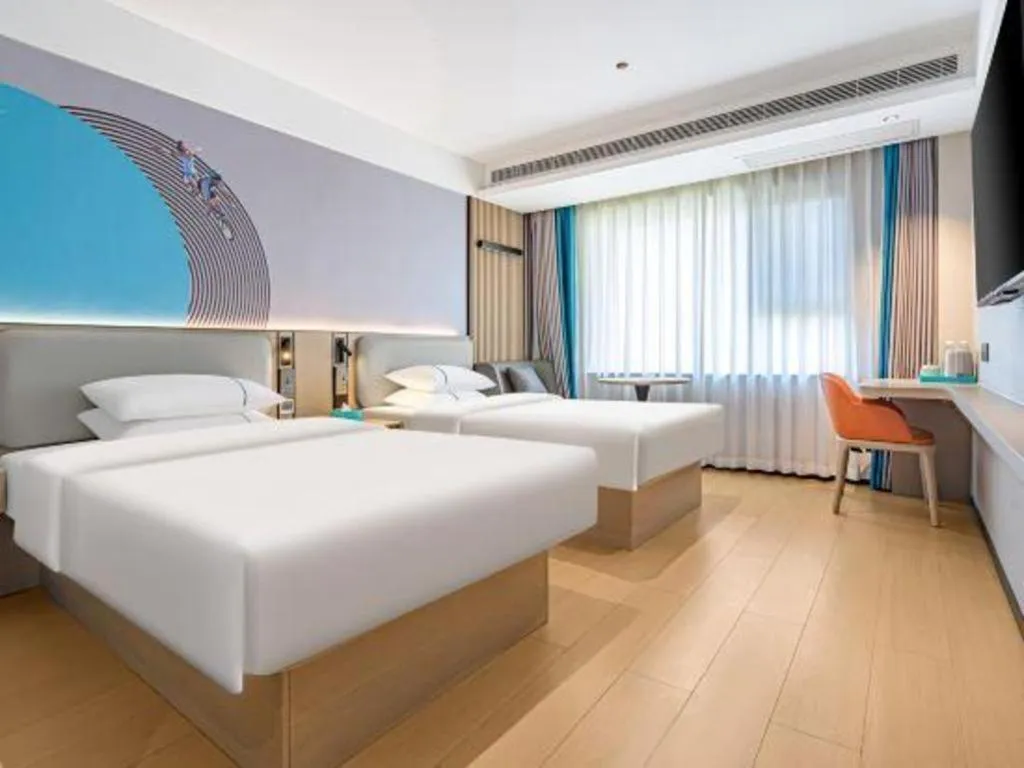 Bed in City Comfort Inn Kunming Xi'an Kang Road