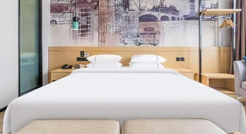 Bed in City Comfort Inn Kunming Xi'an Kang Road