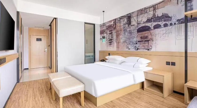 Bed in City Comfort Inn Kunming Xi'an Kang Road