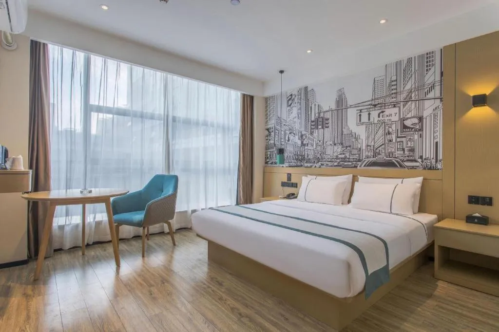 Bed in City Comfort Inn Kunming Xi'an Kang Road