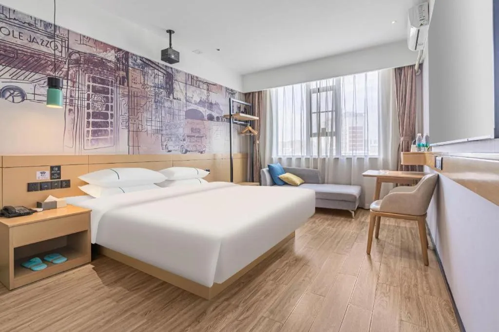 Bed in City Comfort Inn Kunming Xi'an Kang Road