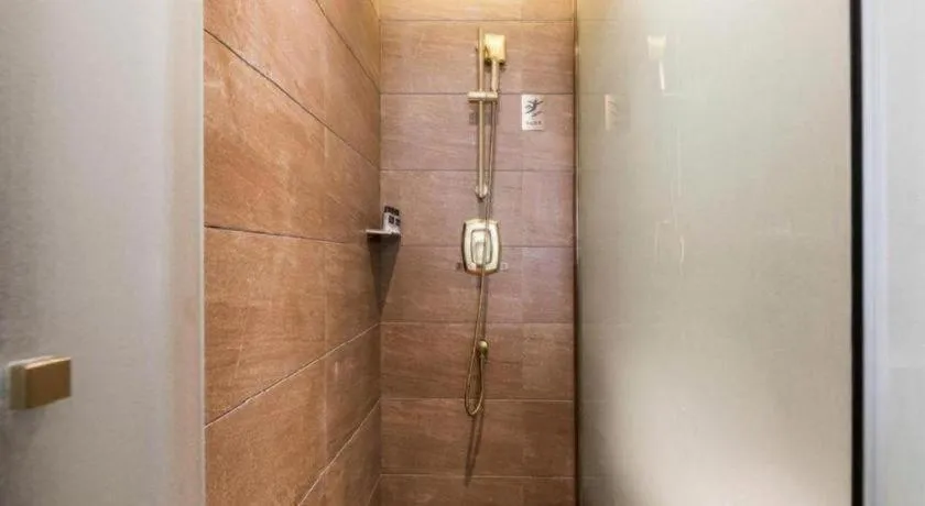 James Joyce Coffetel Zhengzhou Beilong Wetland Park