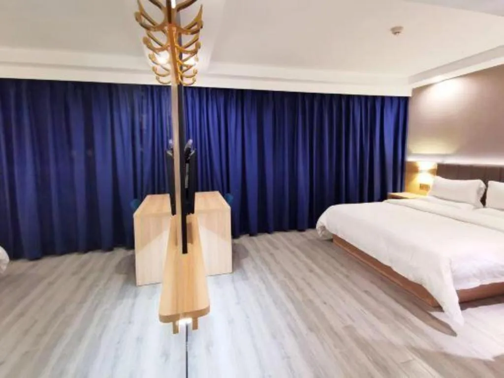 Bed in 7 Days Premium Hotel Hangzhou West lake Hubin