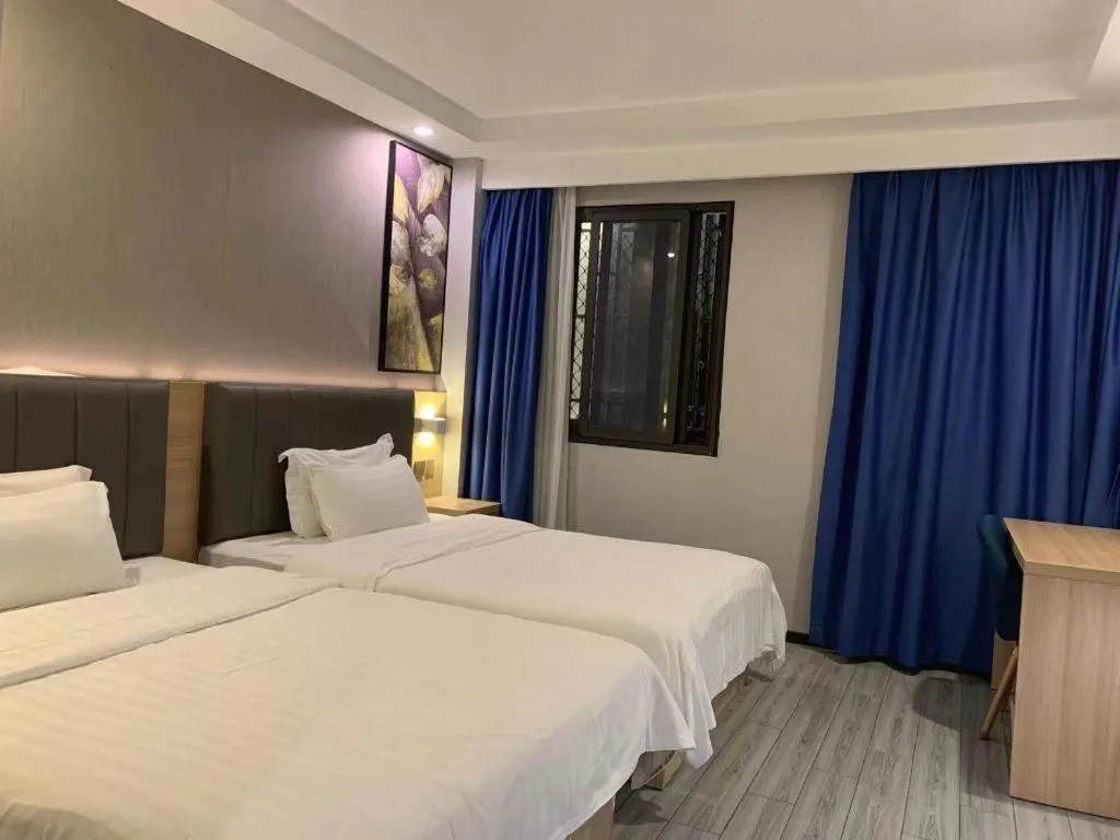 Bed in 7 Days Premium Hotel Hangzhou West lake Hubin