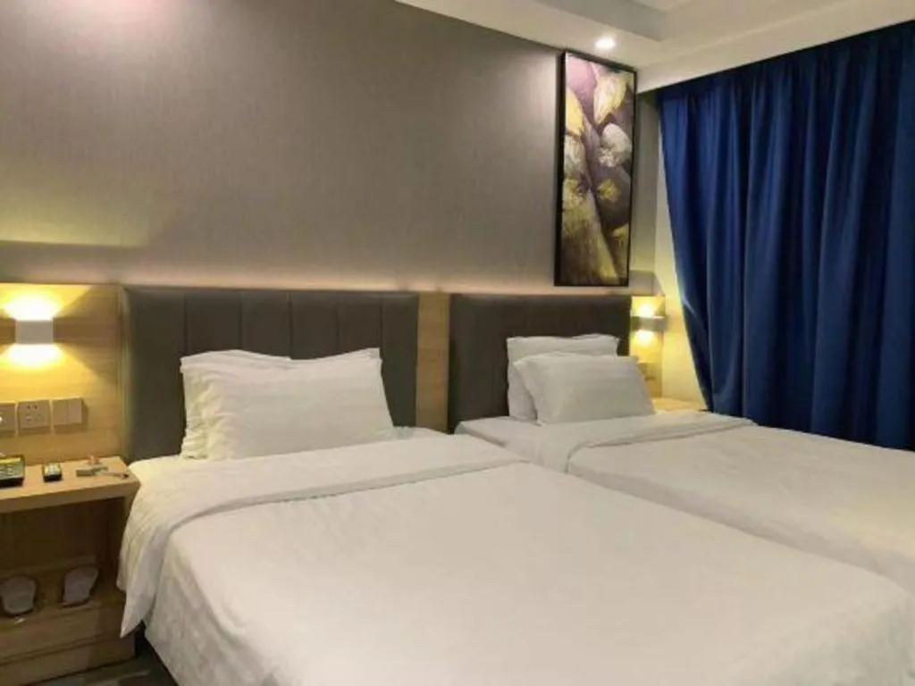 Bed in 7 Days Premium Hotel Hangzhou West lake Hubin