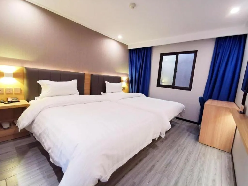 Bed in 7 Days Premium Hotel Hangzhou West lake Hubin