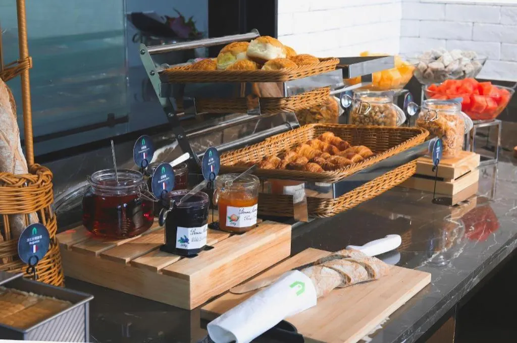 Campanile Hotel Shenzhen Bay Convention and Exhibition Center