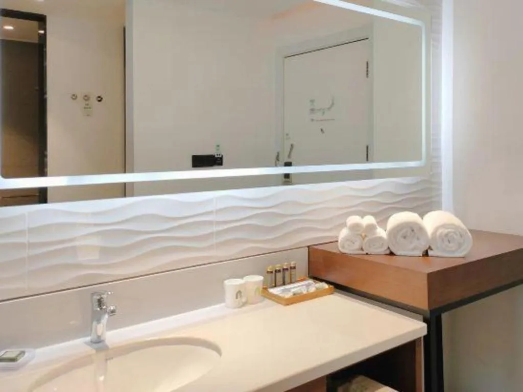 Campanile Hotel Shenzhen Bay Convention and Exhibition Center