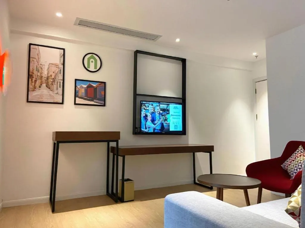 Campanile Hotel Shenzhen Bay Convention and Exhibition Center