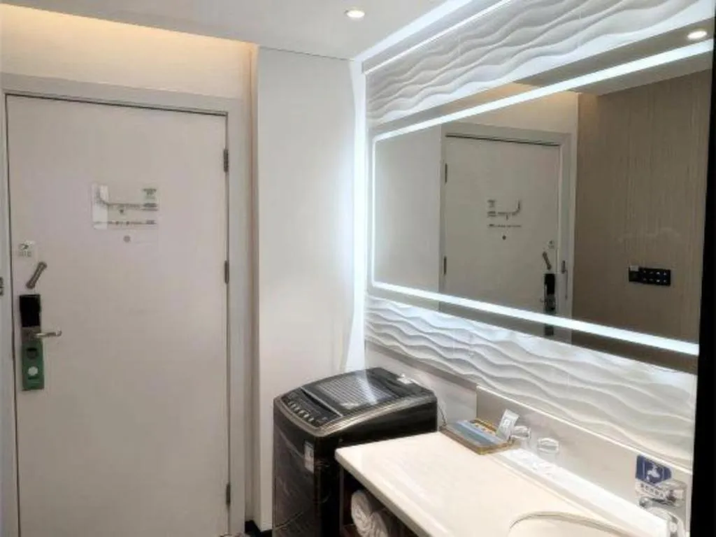 Bed in Campanile Hotel Shenzhen Bay Convention and Exhibition Center