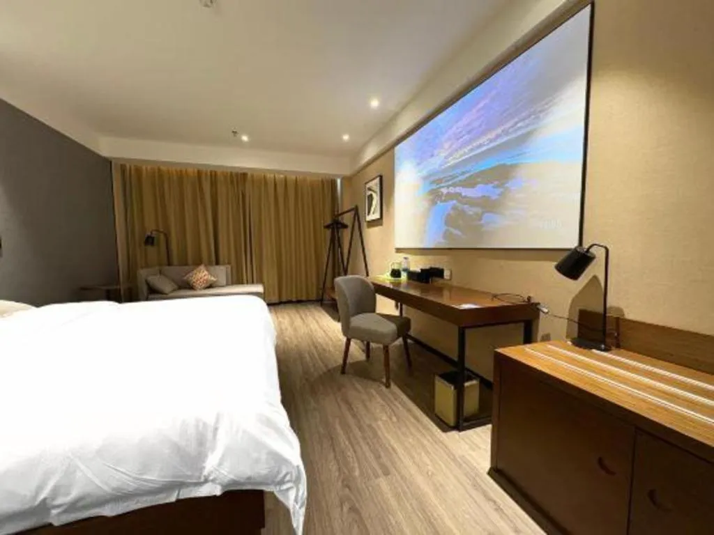 Bed in Campanile Hotel Shenzhen Bay Convention and Exhibition Center