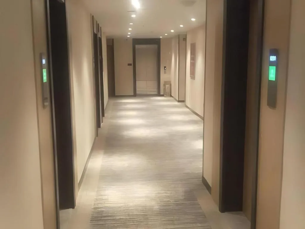 GreenTree Inn Express Fuzhou Le'an County Government Sijiu Square