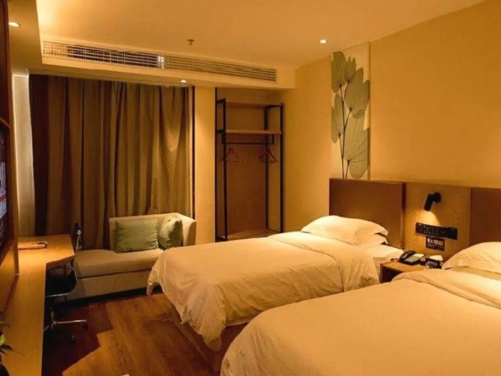 Bed in GreenTree Inn Express Fuzhou Le'an County Government Sijiu Square