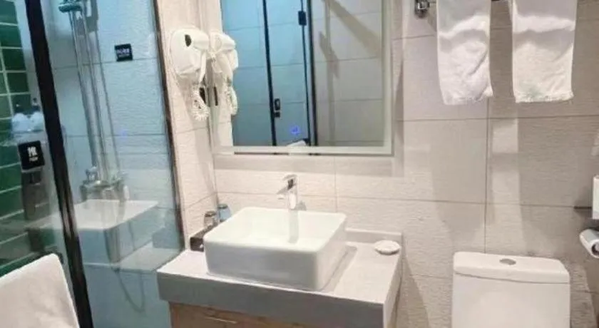 GreenTree Inn Express Fuzhou Le'an County Government Sijiu Square