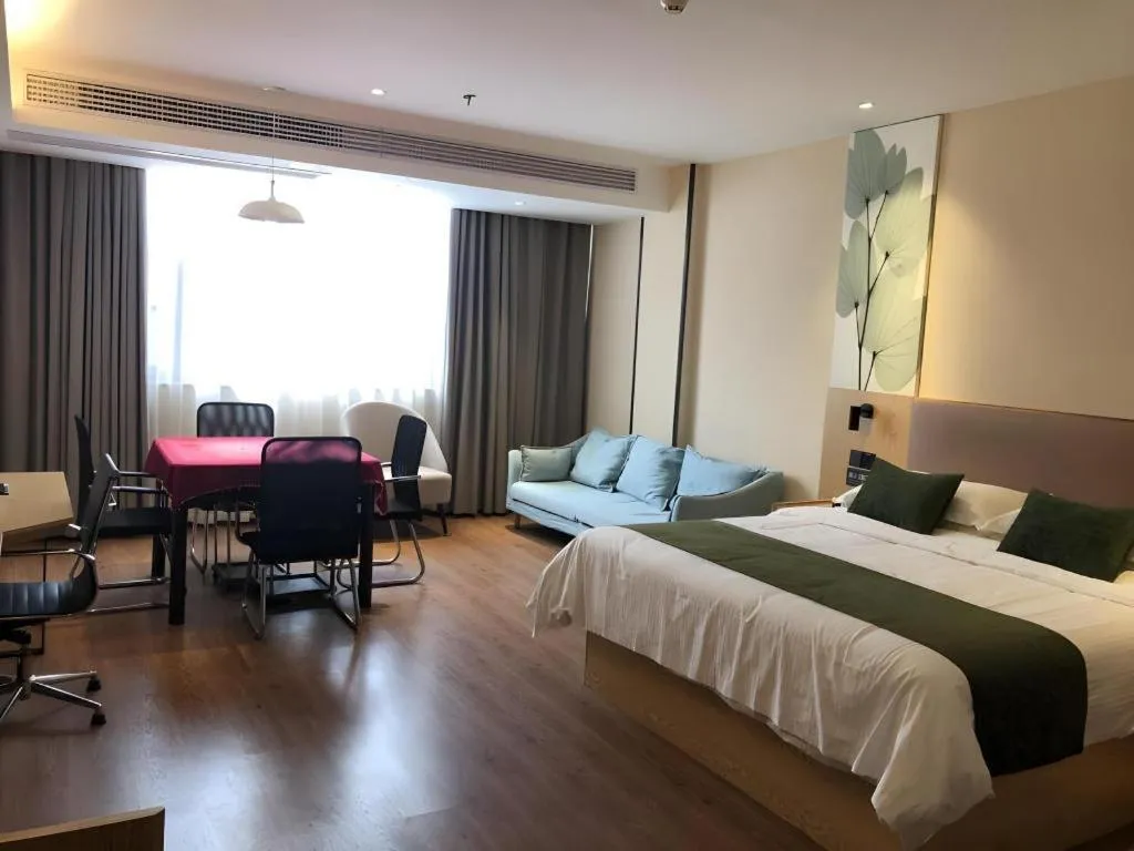 Bed in GreenTree Inn Express Fuzhou Le'an County Government Sijiu Square