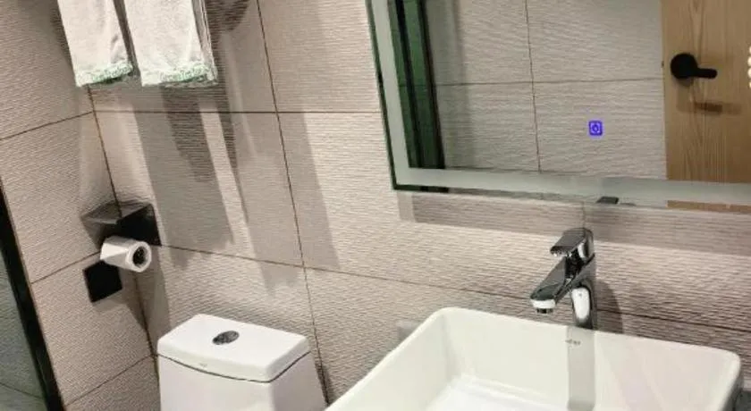 GreenTree Inn Express Fuzhou Le'an County Government Sijiu Square