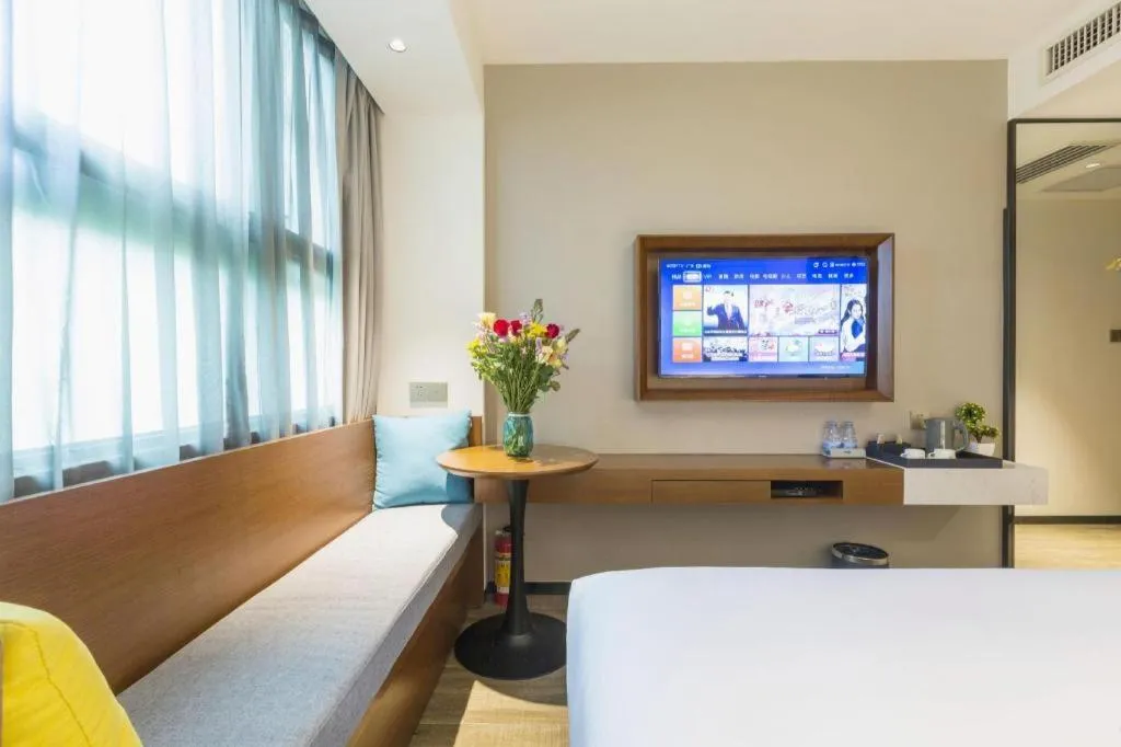 Bed in Borrman Hotel Guangzhou Southern Hospital Meihuayuan Metro Station